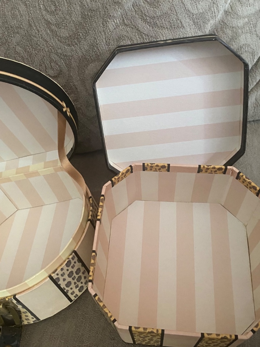 Adorable decorative boxes - Picture 3 of 4